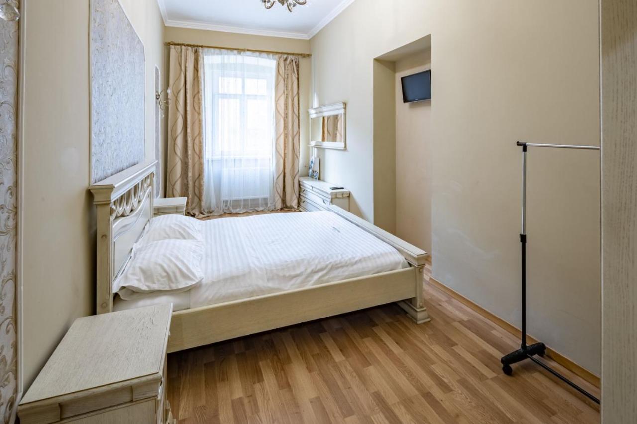 Romari Сербська 9 Daire Lviv Dış mekan fotoğraf