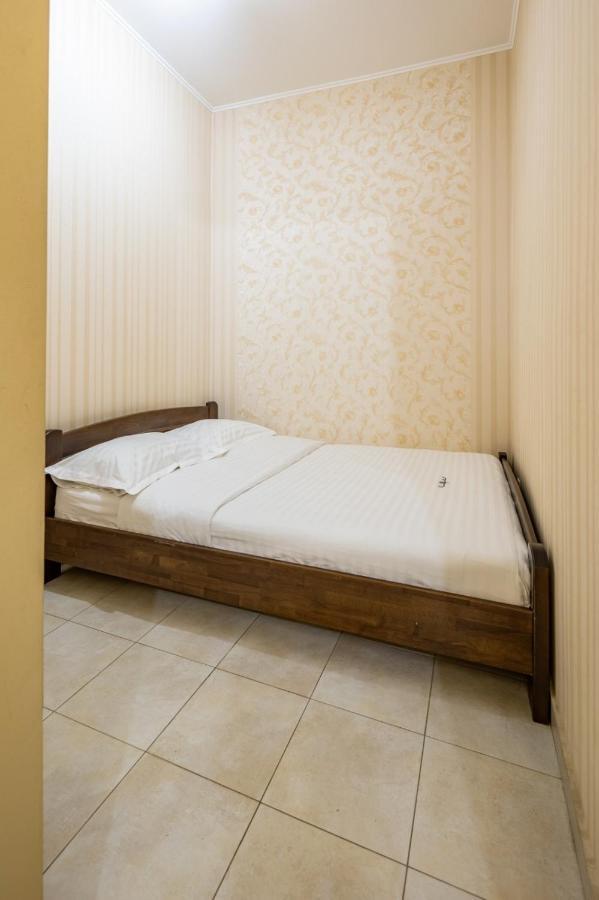 Romari Сербська 9 Daire Lviv Dış mekan fotoğraf